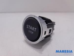 Gebruikte Start/Stop schakelaar Citroen C3 (SX/SW) 1.2 12V e-THP PureTech 110 Prijs € 15,00 Margeregeling aangeboden door Maresia Parts