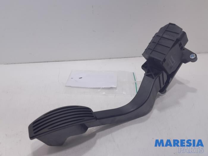 Gebruikte Sensor Gaspedaalpositie Fiat 500 (312) 0.9 TwinAir 85 Prijs € 19,99 Margeregeling aangeboden door Maresia Parts