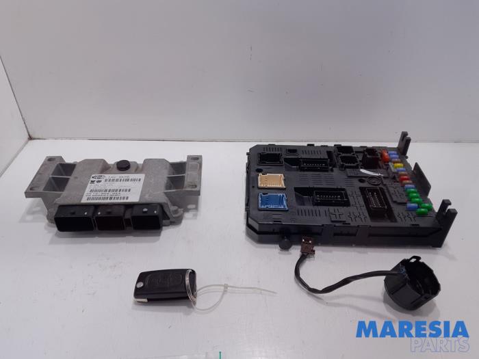 Gebruikte Computer Motormanagement Citroen C5 III Berline (RD) 1.8 16V Prijs € 229,00 Margeregeling aangeboden door Maresia Parts