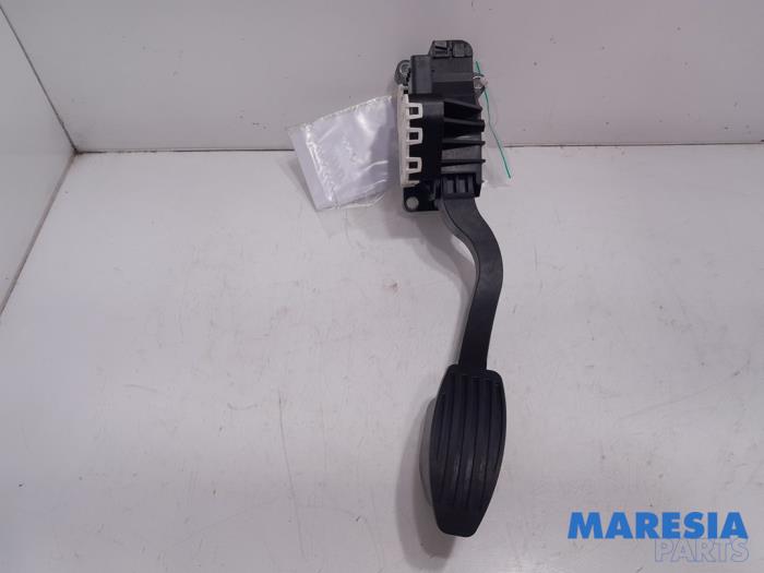 Gebruikte Gaspedaalpositie Sensor Fiat Panda (312) 0.9 TwinAir 65 Prijs € 35,00 Margeregeling aangeboden door Maresia Parts