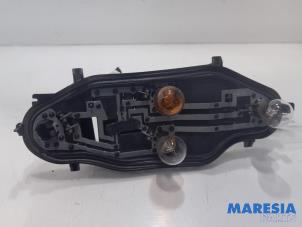 Gebruikte Fitting Achterlicht rechts Citroen Berlingo 1.5 BlueHDi 100 Prijs € 30,25 Inclusief btw aangeboden door Maresia Parts