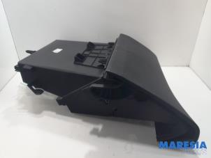 Gebruikte Dashboardkastje Citroen Berlingo 1.5 BlueHDi 100 Prijs € 72,60 Inclusief btw aangeboden door Maresia Parts