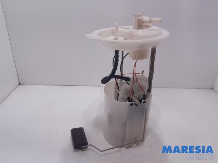 Gebruikte Tank element Pomp Fiat Panda (312) 0.9 TwinAir 65 Prijs € 34,95 Margeregeling aangeboden door Maresia Parts