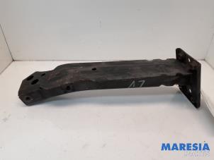 Gebruikte Frontdeel steun Fiat 500 (312) 0.9 TwinAir 85 Prijs € 25,00 Margeregeling aangeboden door Maresia Parts