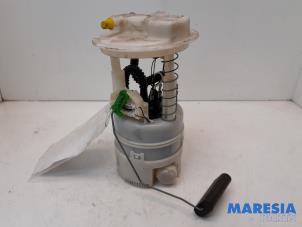Gebruikte Tank element Pomp Renault Twingo II (CN) 1.2 Prijs € 20,00 Margeregeling aangeboden door Maresia Parts