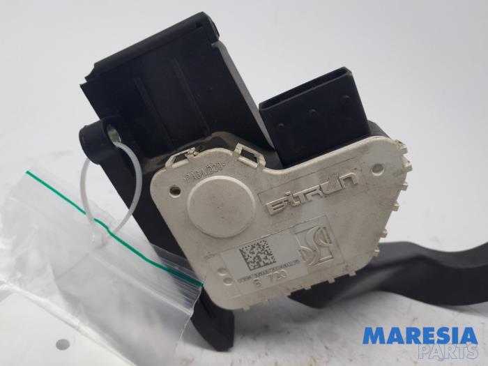 Gaspedaalpositie Sensor van een Fiat Ducato (250) 2.0 D 115 Multijet 2015