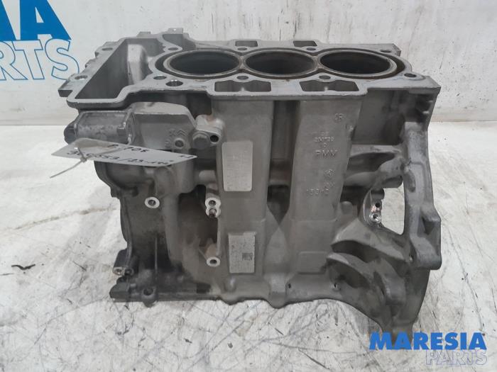 Motor Onderblok van een Peugeot 208 I (CA/CC/CK/CL) 1.2 Vti 12V PureTech 82 2015