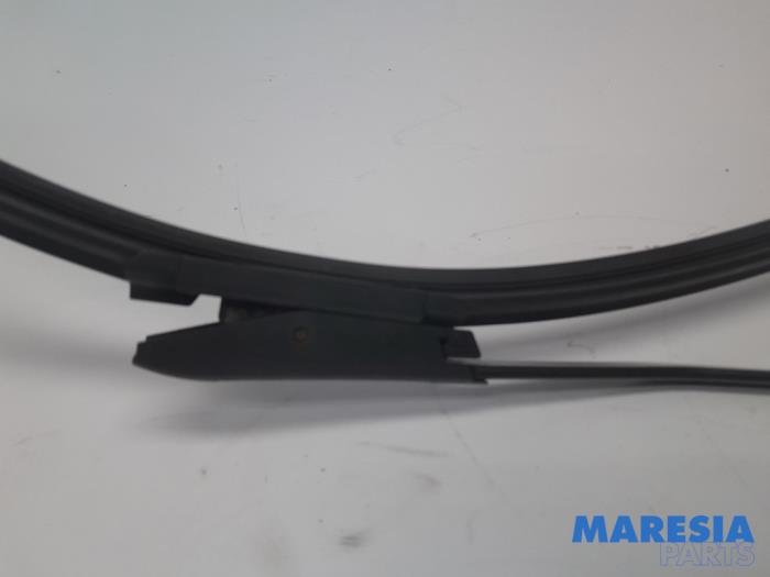 RENAULT Scenic 3 generation (2009-2015) Front Wiper Arms 288860003R 23513105