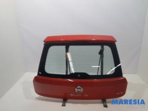 Gebruikte Achterklep Fiat Punto Evo (199) 1.3 JTD Multijet 85 16V Euro 5 Prijs € 105,00 Margeregeling aangeboden door Maresia Parts
