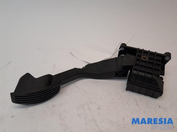 Gebruikte Gaspedaalpositie Sensor Fiat 500 (312) 1.2 Prijs € 19,99 Margeregeling aangeboden door Maresia Parts
