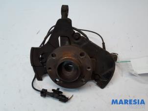 Gebruikte Fusee rechts-voor Fiat 500 (312) 1.2 Prijs € 50,00 Margeregeling aangeboden door Maresia Parts