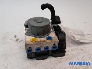 Gebruikte ABS Pomp Fiat Punto III (199) 0.9 TwinAir Turbo 100 Prijs € 130,00 Margeregeling aangeboden door Maresia Parts