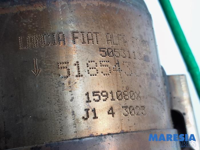 Katalysator van een Fiat Punto III (199) 0.9 TwinAir Turbo 100 2015