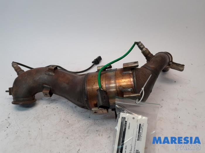 Katalysator van een Fiat Punto III (199) 0.9 TwinAir Turbo 100 2015