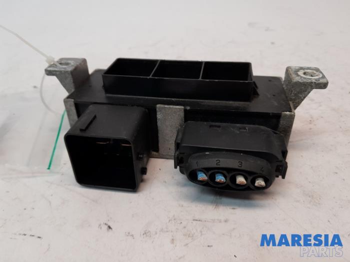 Gebruikte Computer Koeling Renault Scénic III (JZ) 1.5 dCi 110 Prijs € 25,00 Margeregeling aangeboden door Maresia Parts