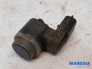 Gebruikte Parkeersensor Renault Scénic III (JZ) 1.5 dCi 110 Prijs € 20,00 Margeregeling aangeboden door Maresia Parts