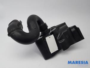 Gebruikte Luchtinlaat slang Nissan NV 300 1.6 dCi 125 Prijs € 60,50 Inclusief btw aangeboden door Maresia Parts