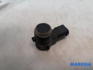 Gebruikte PDC Sensor Peugeot 208 I (CA/CC/CK/CL) 1.4 16V Prijs € 20,00 Margeregeling aangeboden door Maresia Parts