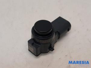 Gebruikte Sensor PDC Citroen C4 Picasso (3D/3E) 1.2 12V PureTech 130 Prijs € 19,00 Margeregeling aangeboden door Maresia Parts