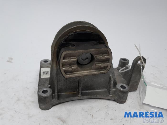 Gebruikte Motorrubber Fiat 500 (312) 0.9 TwinAir 80 Prijs € 50,00 Margeregeling aangeboden door Maresia Parts