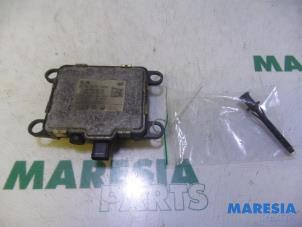 Gebruikte Sensor ACC (afstand) Peugeot 3008 I (0U/HU) 1.6 HDiF 16V Prijs € 100,00 Margeregeling aangeboden door Maresia Parts