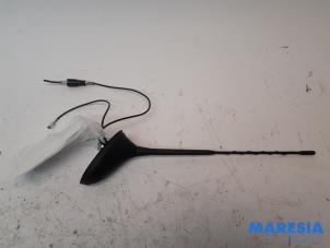Gebruikte Antenne Peugeot 3008 I (0U/HU) 1.6 16V THP 155 Prijs € 30,00 Margeregeling aangeboden door Maresia Parts