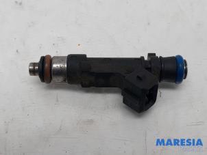 Gebruikte Injector (benzine injectie) Dacia Logan MCV (KS) 1.4 Prijs € 20,00 Margeregeling aangeboden door Maresia Parts