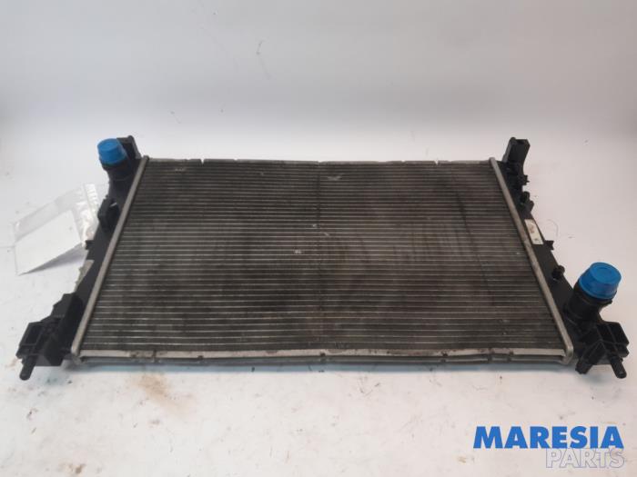 Gebruikte Radiateur Fiat Punto III (199) 0.9 TwinAir Turbo 100 Prijs € 100,00 Margeregeling aangeboden door Maresia Parts