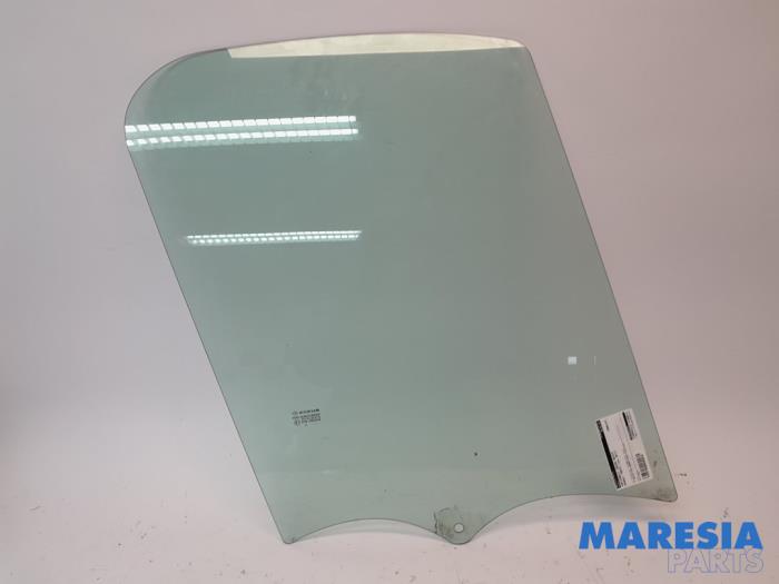 RENAULT Trafic 3 generation (2014-2023) Front Right Door Glass 43R000464 25174527