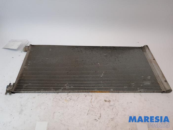 Gebruikte Airco Condensor Renault Trafic (1FL/2FL/3FL/4FL) 1.6 dCi 95 Prijs € 66,55 Inclusief btw aangeboden door Maresia Parts