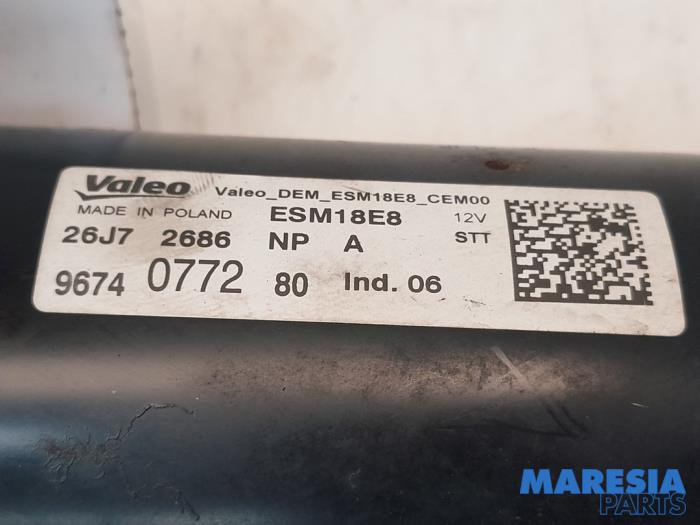 Startmotor van een Citroën C4 Picasso (3D/3E) 1.2 12V PureTech 130 2018