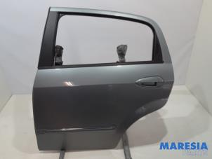 Gebruikte Deur 4Deurs links-achter Fiat Punto Evo (199) 1.3 JTD Multijet 85 16V Euro 5 Prijs € 119,95 Margeregeling aangeboden door Maresia Parts