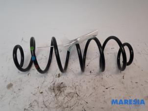 Gebruikte Veerschroef achter Peugeot 208 I (CA/CC/CK/CL) 1.2 Vti 12V PureTech 82 Prijs € 35,00 Margeregeling aangeboden door Maresia Parts