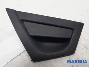 Gebruikte Portiergreep 4Deurs links-achter Lancia Ypsilon (312) 0.9 TwinAir 85 Prijs € 20,00 Margeregeling aangeboden door Maresia Parts