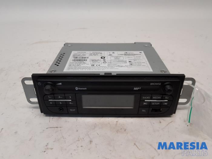 RENAULT Trafic 3 generation (2014-2023) Music Player Without GPS 93456783 25174516