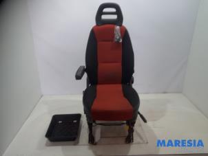Gebruikte Voorstoel links Fiat Ducato (250) 2.3 D 120 Multijet Prijs € 381,15 Inclusief btw aangeboden door Maresia Parts