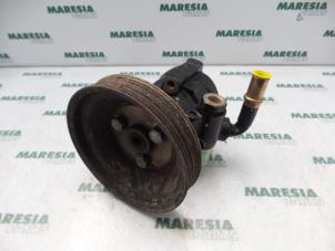 Gebruikte Servopomp Alfa Romeo 156 (932) 1.9 JTD 16V Prijs € 50,00 Margeregeling aangeboden door Maresia Parts
