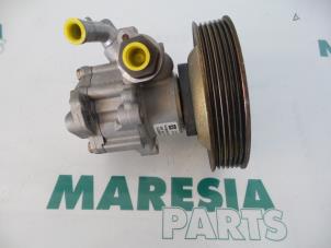 Gebruikte Servopomp Alfa Romeo 146 (930B) 1.4 Twin Spark 16V Prijs € 50,00 Margeregeling aangeboden door Maresia Parts