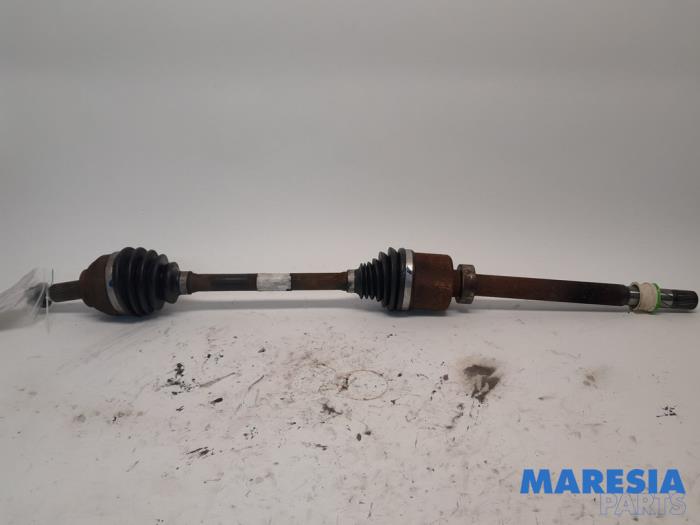 RENAULT Trafic 3 generation (2014-2023) Front Right Driveshaft 391005010R 25175045
