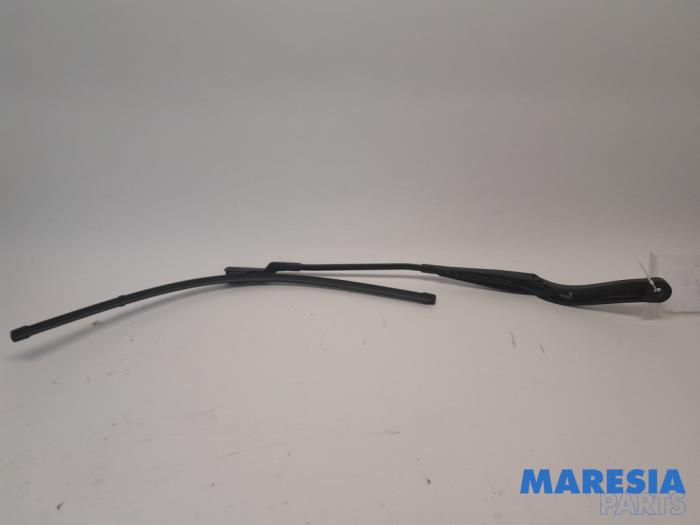 RENAULT Trafic 3 generation (2014-2023) Front Wiper Arms 288810103R 25176034
