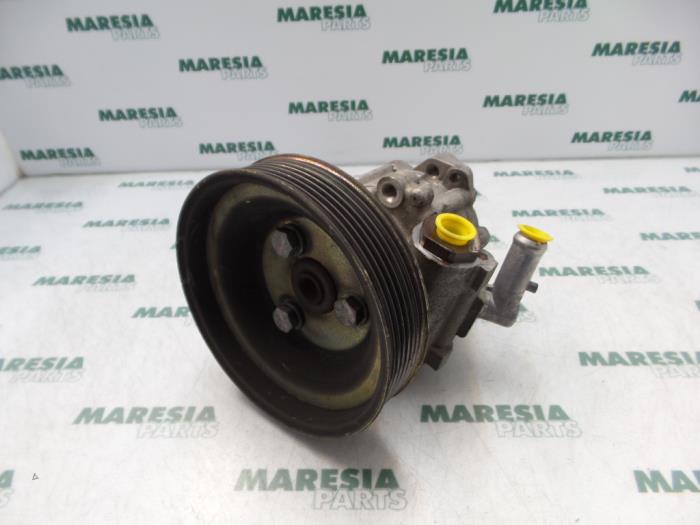 Gebruikte Servopomp Alfa Romeo GTV (916) 2.0 16V Twin Spark Prijs € 50,00 Margeregeling aangeboden door Maresia Parts