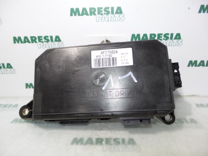 Gebruikte Computer Diversen Fiat Stilo (192A/B) 1.6 16V 3-Drs. Prijs € 35,00 Margeregeling aangeboden door Maresia Parts
