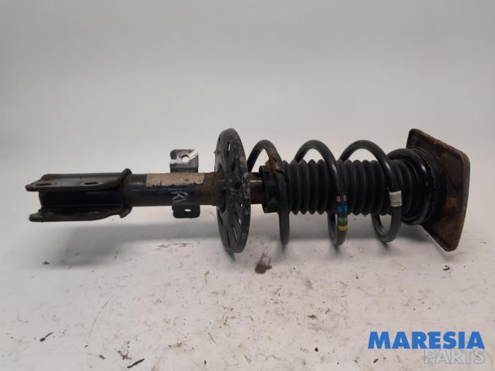 PEUGEOT Expert 3 generation (2017-2023) Front Right Shock Absorber 9813823680 25176040