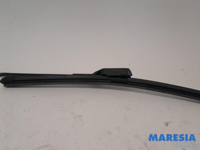 PEUGEOT 2008 1 generation (2013-2020) Front Wiper Arms 1608393380 24774965