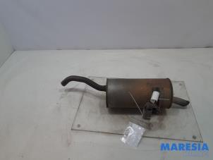 Gebruikte Uitlaat Einddemper Renault Clio IV (5R) 1.2 TCE 16V GT EDC Prijs € 25,00 Margeregeling aangeboden door Maresia Parts