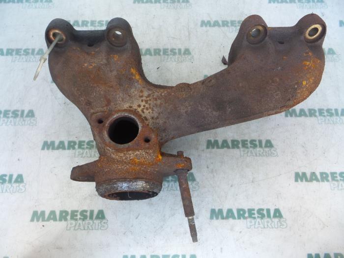 Gebruikte Uitlaatspruitstuk Peugeot Partner 1.9D Prijs € 60,50 Inclusief btw aangeboden door Maresia Parts