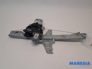 Gebruikte Raammechaniek 4Deurs rechts-achter Citroen C5 III Tourer (RW) 2.0 16V Prijs € 25,00 Margeregeling aangeboden door Maresia Parts