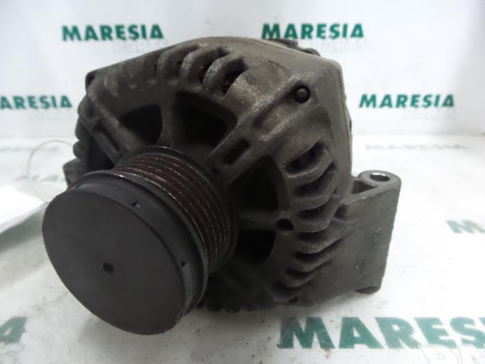 Gebruikte Dynamo Fiat Doblo Cargo (223) 1.3 JTD 16V Multijet Prijs € 48,39 Inclusief btw aangeboden door Maresia Parts