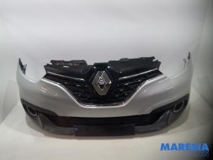 Gebruikte Bumper voor Renault Kadjar (RFEH) 1.6 TCE 165 Prijs € 600,00 Margeregeling aangeboden door Maresia Parts