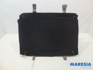 Gebruikte Kofferbak Mat Peugeot 207 CC (WB) 1.6 16V Prijs € 45,00 Margeregeling aangeboden door Maresia Parts